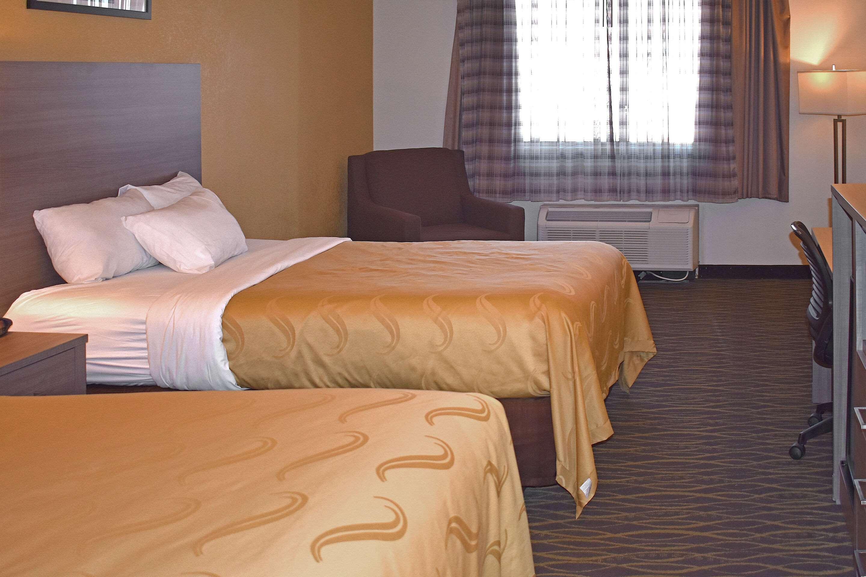 Quality Inn & Suites Kearneysville - Martinsburg المظهر الخارجي الصورة