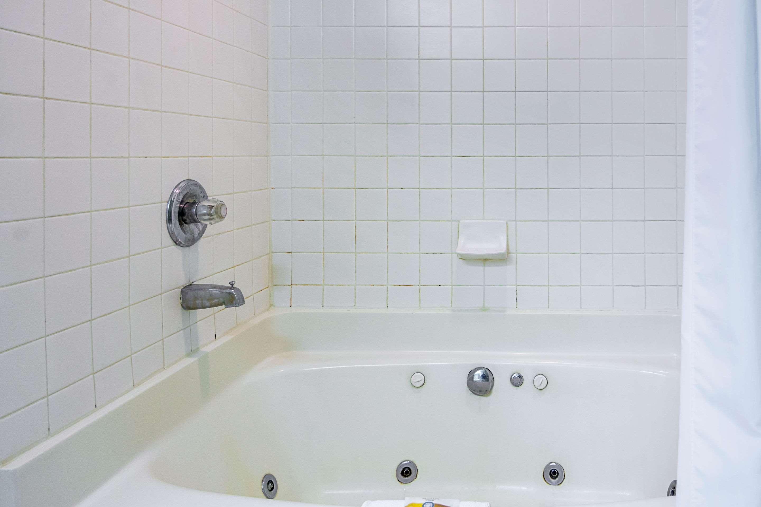 Quality Inn & Suites Kearneysville - Martinsburg المظهر الخارجي الصورة