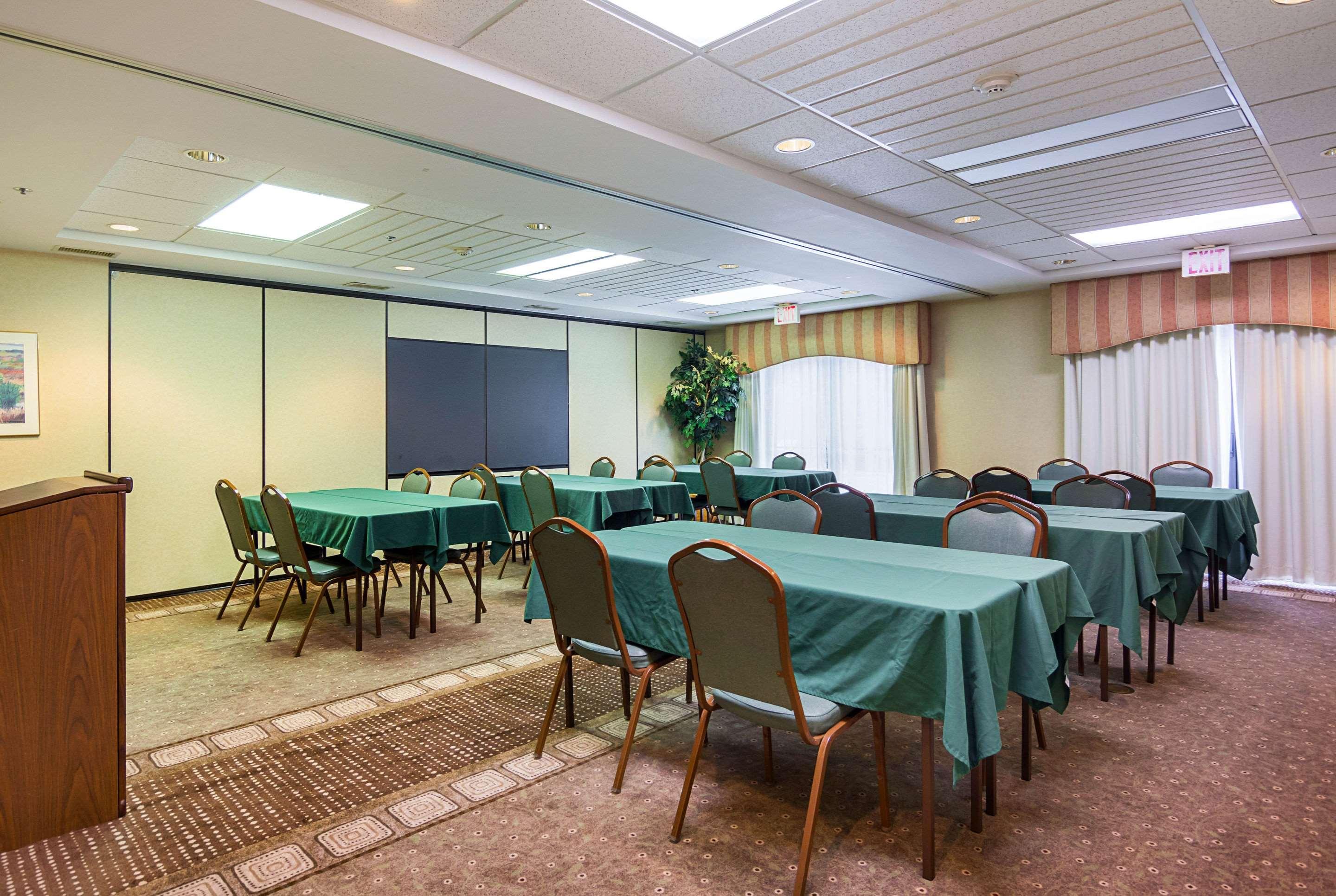Quality Inn & Suites Kearneysville - Martinsburg المظهر الخارجي الصورة